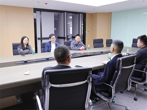 20251126655603.jpg 640 (1).jpg